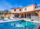 Pool und Ferienhaus sind zur Alleinnutzung