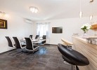 Wohn- Esszimmer mit offener Küche