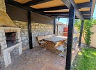Überdachter Grillplatz