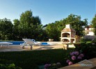 Pool, Garten und Grillplatz