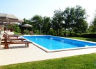 Pool für zwei Ferienwohnungen von 50m2