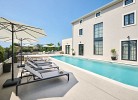 Liegefläche am 60m2 Pool