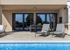Übderdachte Terrasse mit Grill