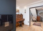 Kamin und Flur