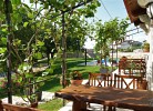 Schöne Terrasse - ideal zum draussen frühstücken. 
