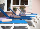 Liegefläche am Pool