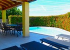 Liegefläche und Pool zur Alleinnutzung