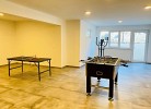 Tischtennis- und fussball im UG