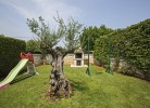 Kinderspielplatz und Grill