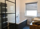 Badezimmer mit Badewanne