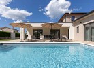 Pool über 32m2