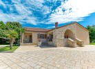 Ebenerdiges Haus Krizanci